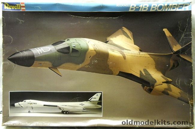 Revell 1/48 Rockwell B-1B Bomber, 4725 plastic model kit